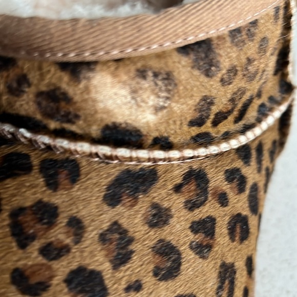UGG mini - Leopard - Picture 3 of 5
